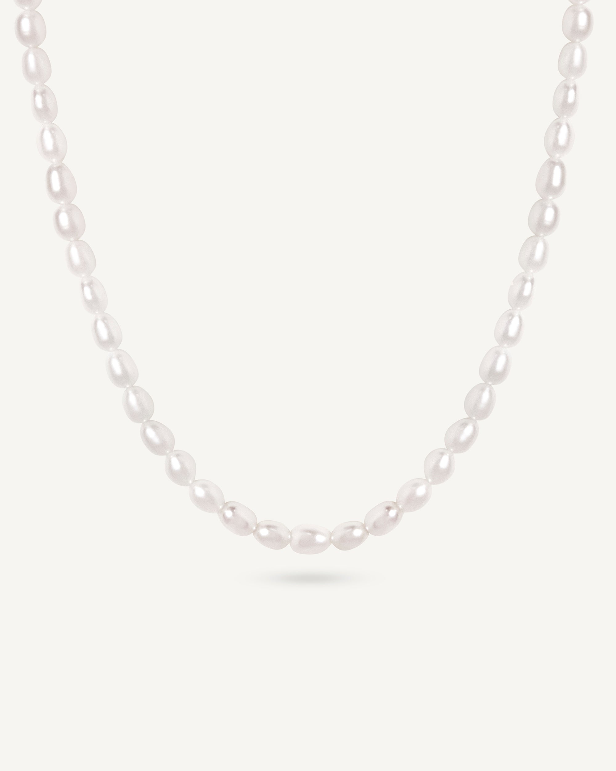Classic Pearl Necklace